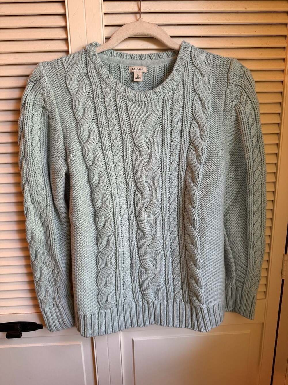 L.L. Bean Women's Light Blue 100% Cotton Cable Knit Crewneck Sweater Size M Peti